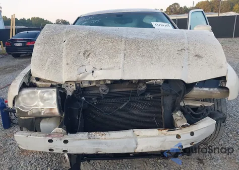 2005 Chrysler 300 Touring from USA, damaged, VIN 2C3AA53G95H658141